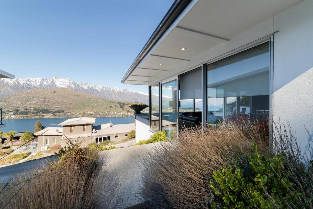 Luxe Home On The Hill Queenstown Exterior photo