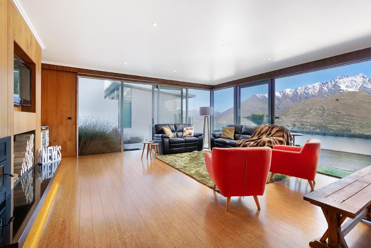 Luxe Home On The Hill Queenstown Exterior photo